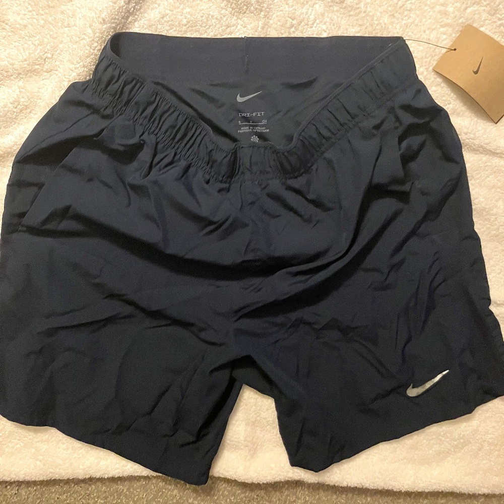 Nike 7” shorts